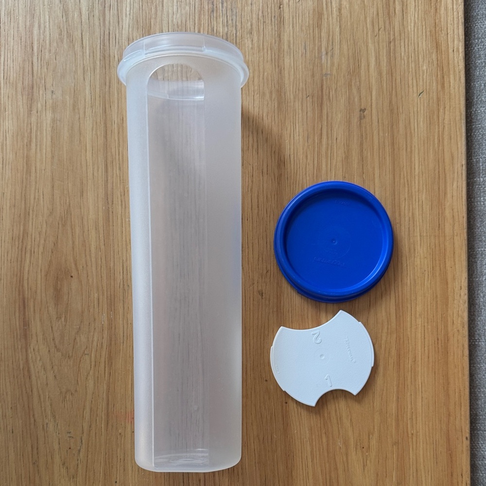 Tupperware Spaghetti Portion Control Container